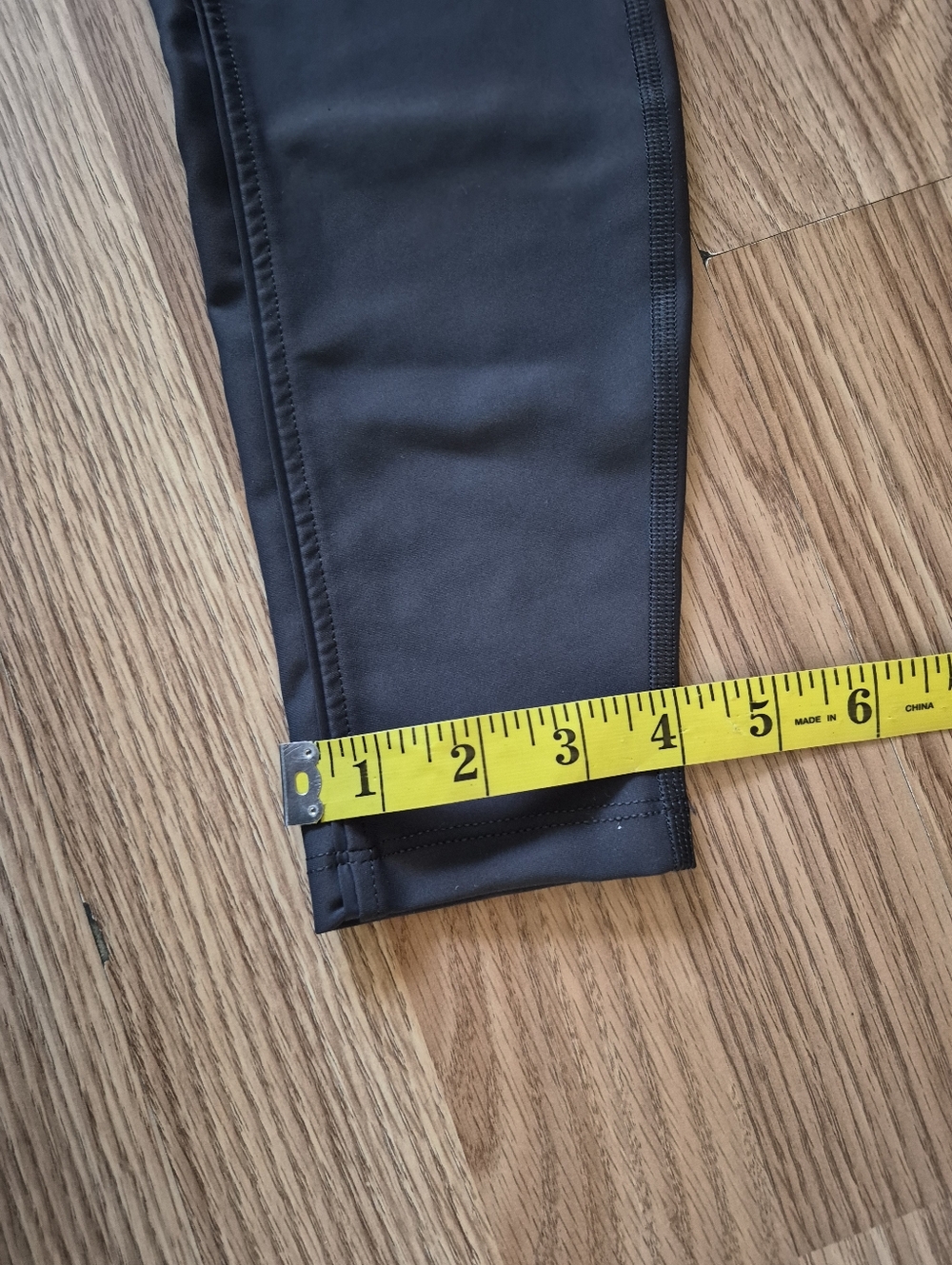 Alo Women's Grey Athletic Leggings - Picture 5 of 6